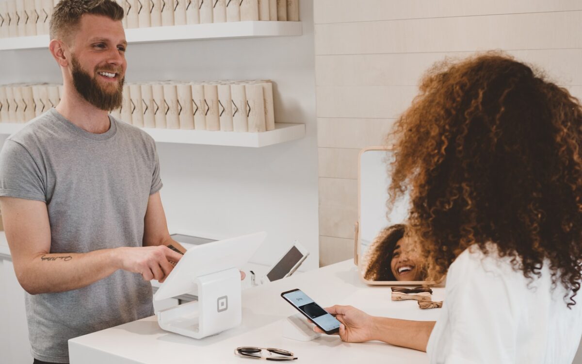 Paddle vs Stripe WooCommerce payment gateway comparison